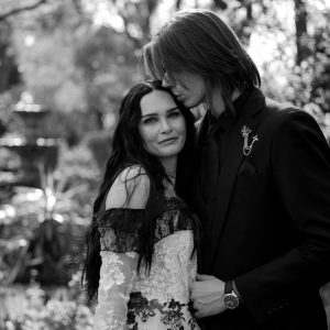 Black and white wedding couple | Forevermore Moments Black and white wedding couple | Forevermore Moments