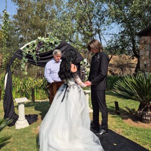 Black wedding theme couple praying | Forevermore Moments Black wedding theme couple praying | Forevermore Moments